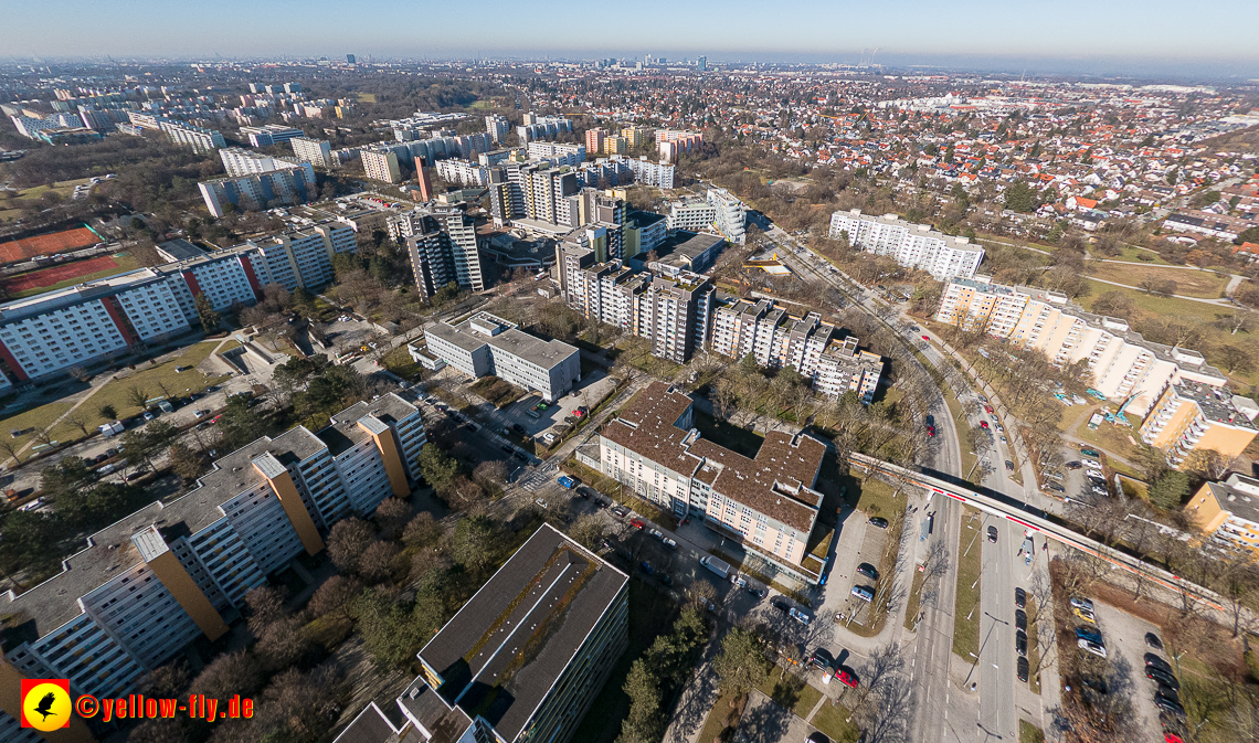 15.02.2023 - Marx-Zentrum und Karl-Marx-Ring mit Umgebung in Neuperlach